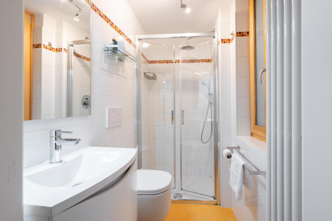 Apartment,1364221649:JPEG